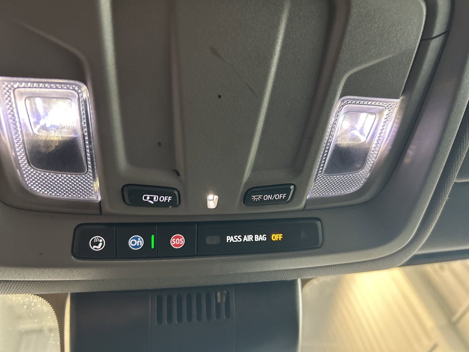 Used 2024 Chevrolet Silverado 2500 Custom w/ Custom Value Package image 27