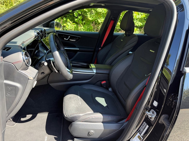 Used 2025 Mercedes-Benz GLC 43 AMG 4MATIC image 11