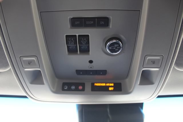 Used 2020 Cadillac Escalade Luxury RWD image 38