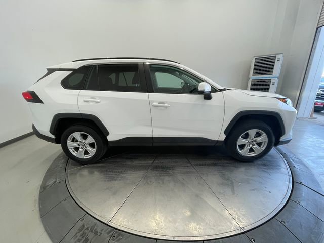 Used 2021 Toyota RAV4 XLE FWD image 15
