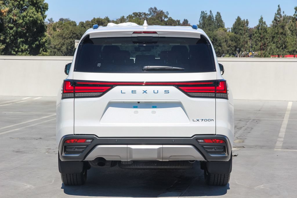 New 2026 Lexus LX 700h Luxury AWD/4WD image 3