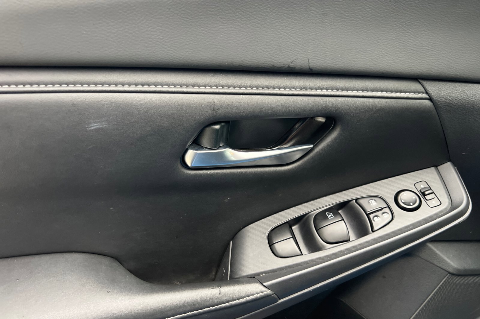 Used 2022 Nissan Sentra SV image 10