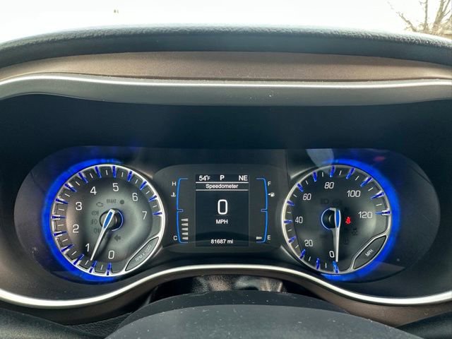 Certified 2017 Chrysler Pacifica Touring-L image 36