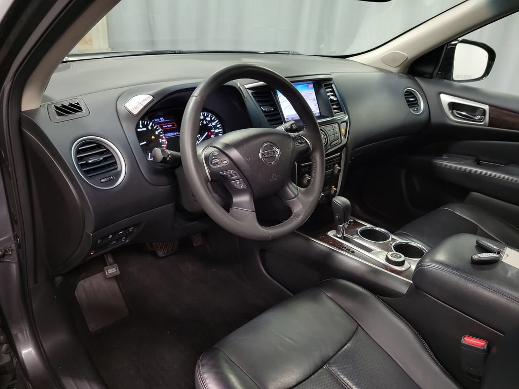 Used 2016 Nissan Pathfinder Platinum AWD/4WD image 18