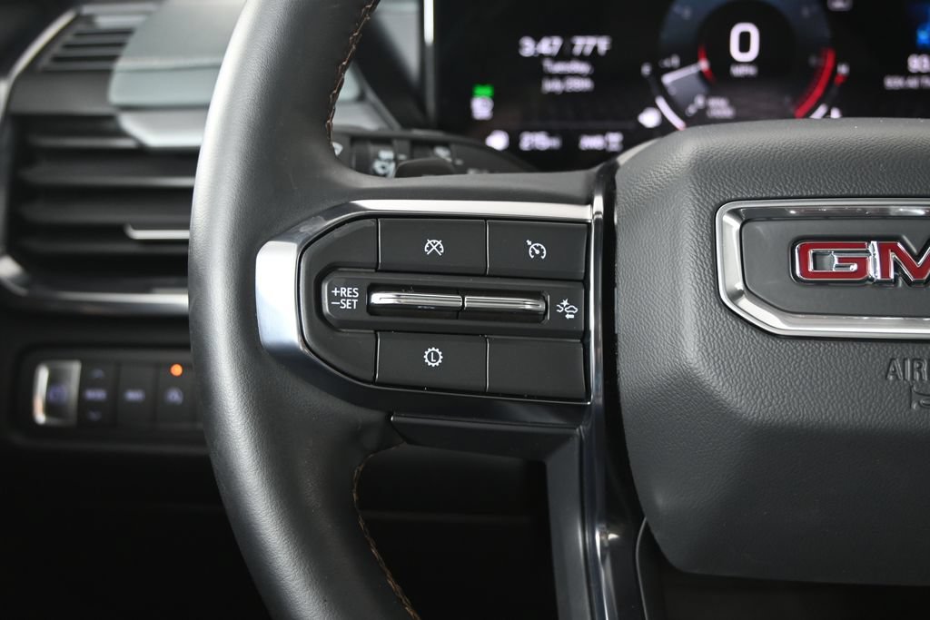 Used 2024 GMC Acadia AT4 AWD/4WD image 36