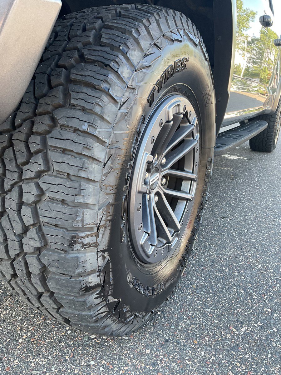 Used 2020 Ford F150 Raptor w/ Equipment Group 802A Luxury image 9