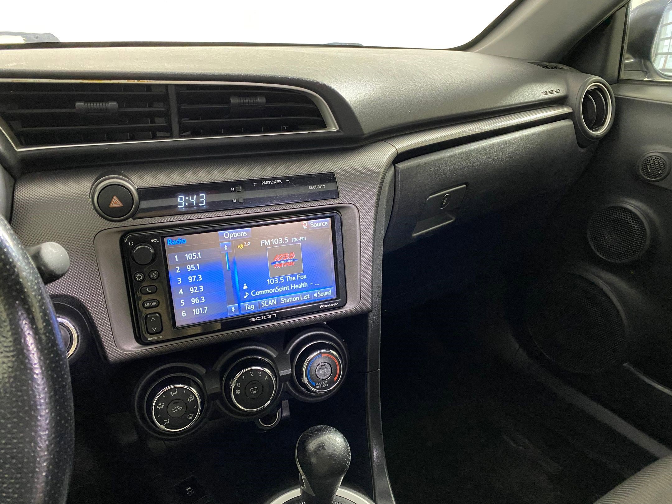 Used 2016 Scion tC image 23