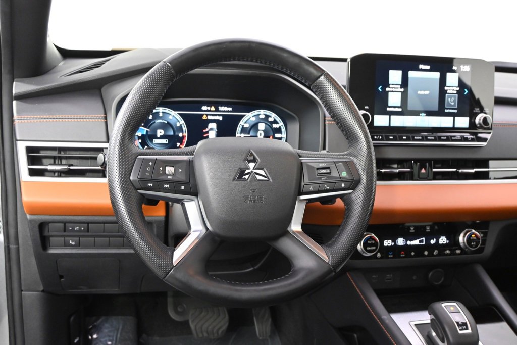 Used 2022 Mitsubishi Outlander SEL image 12