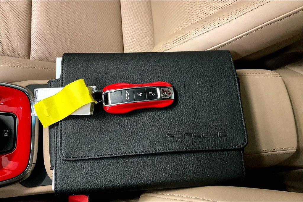 Used 2021 Porsche 911 Turbo S image 15