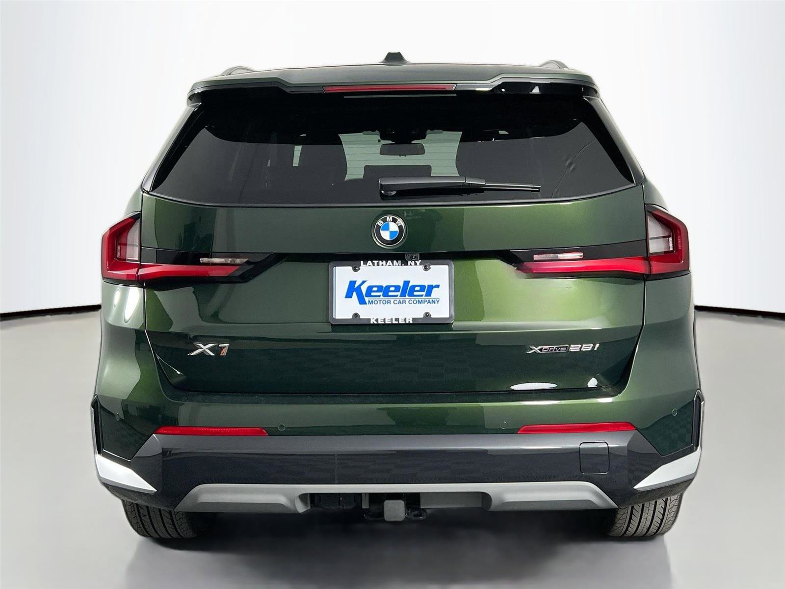Certified 2025 BMW X1 xDrive28i w/ Technology Package AWD/4WD image 5
