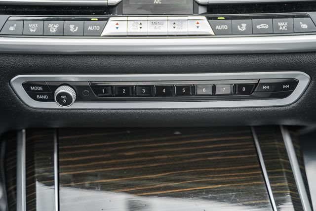 Used 2020 BMW X7 xDrive40i w/ Cold Weather Package AWD/4WD image 28