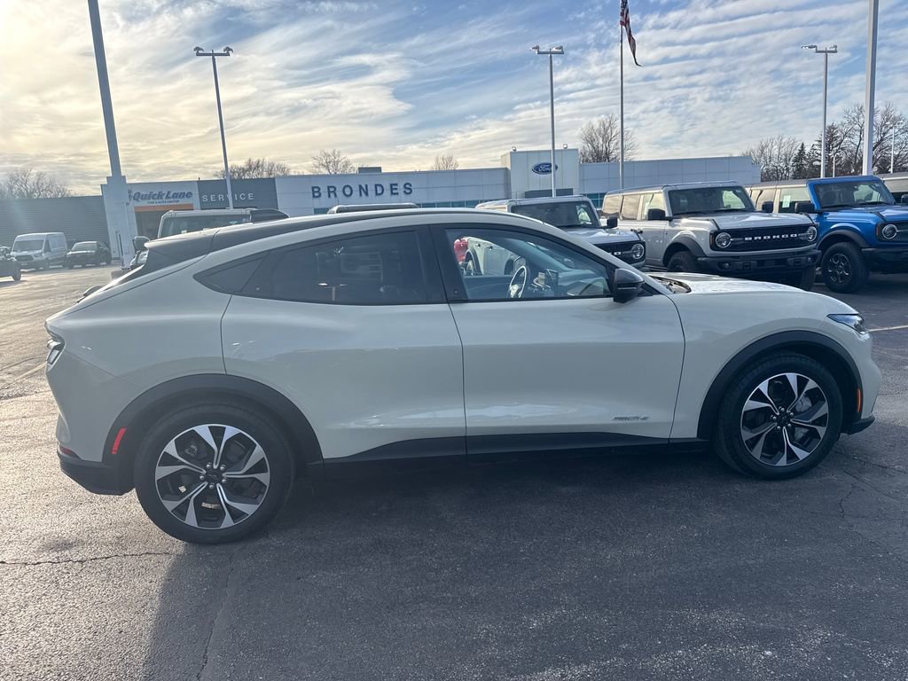 Used 2025 Ford Mustang Mach-E Select w/ Comfort Package Lite image 6