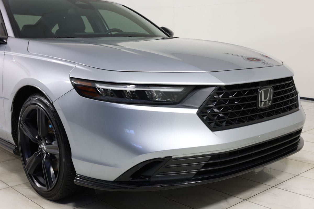 Used 2023 Honda Accord Sport image 38