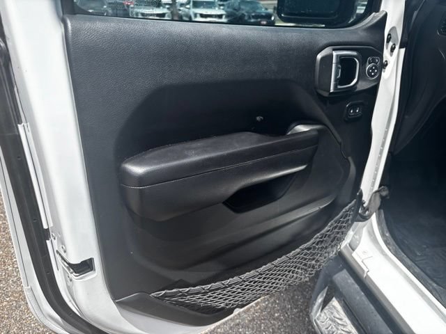 Used 2021 Jeep Wrangler Unlimited Sport AWD/4WD image 9