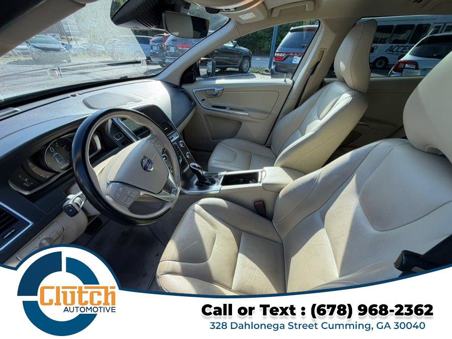 Used 2016 Volvo XC60 T5 Platinum w/ Climate Package FWD image 14