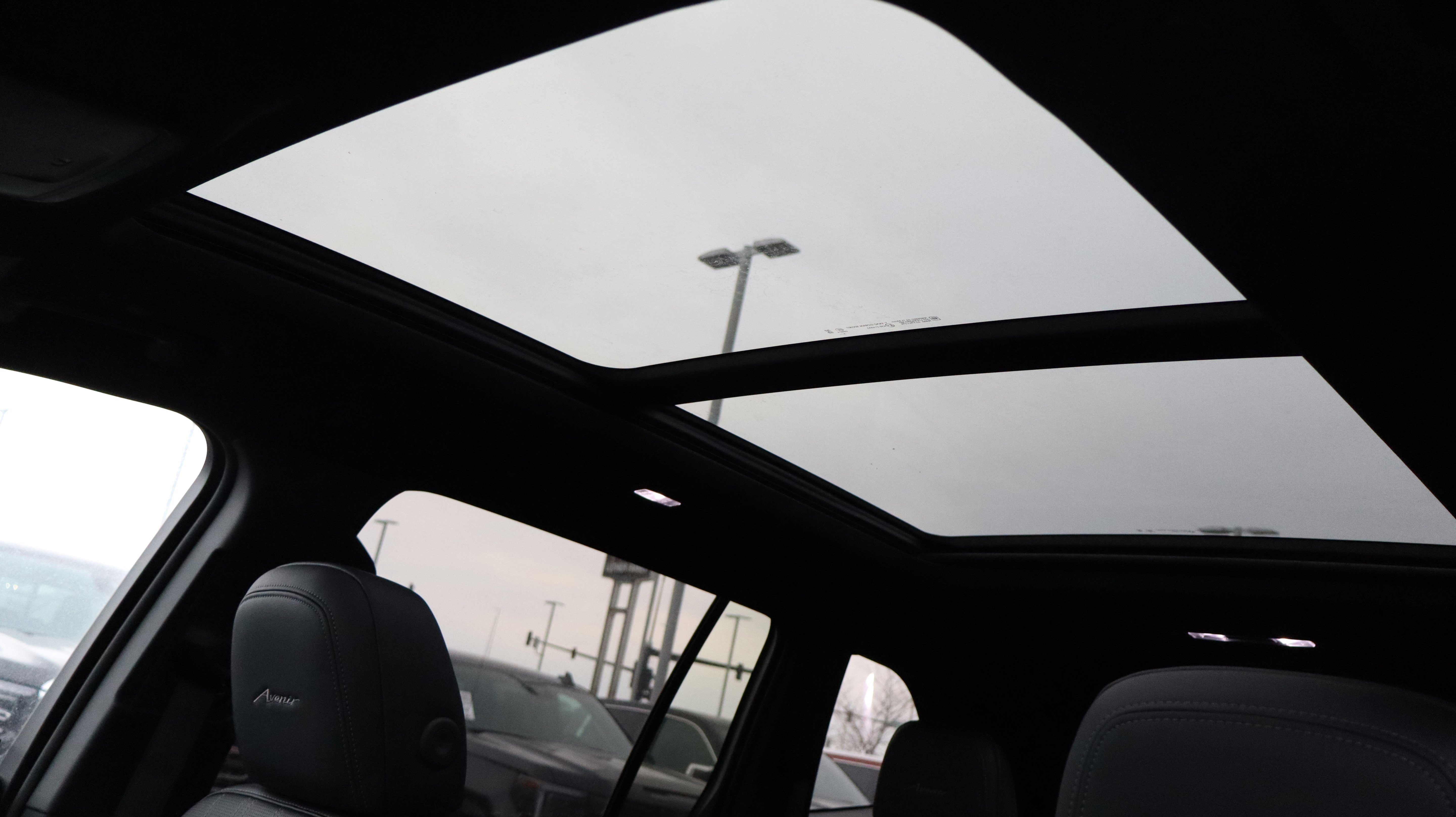 New 2026 Buick Enclave Avenir w/ Super Cruise Package image 17