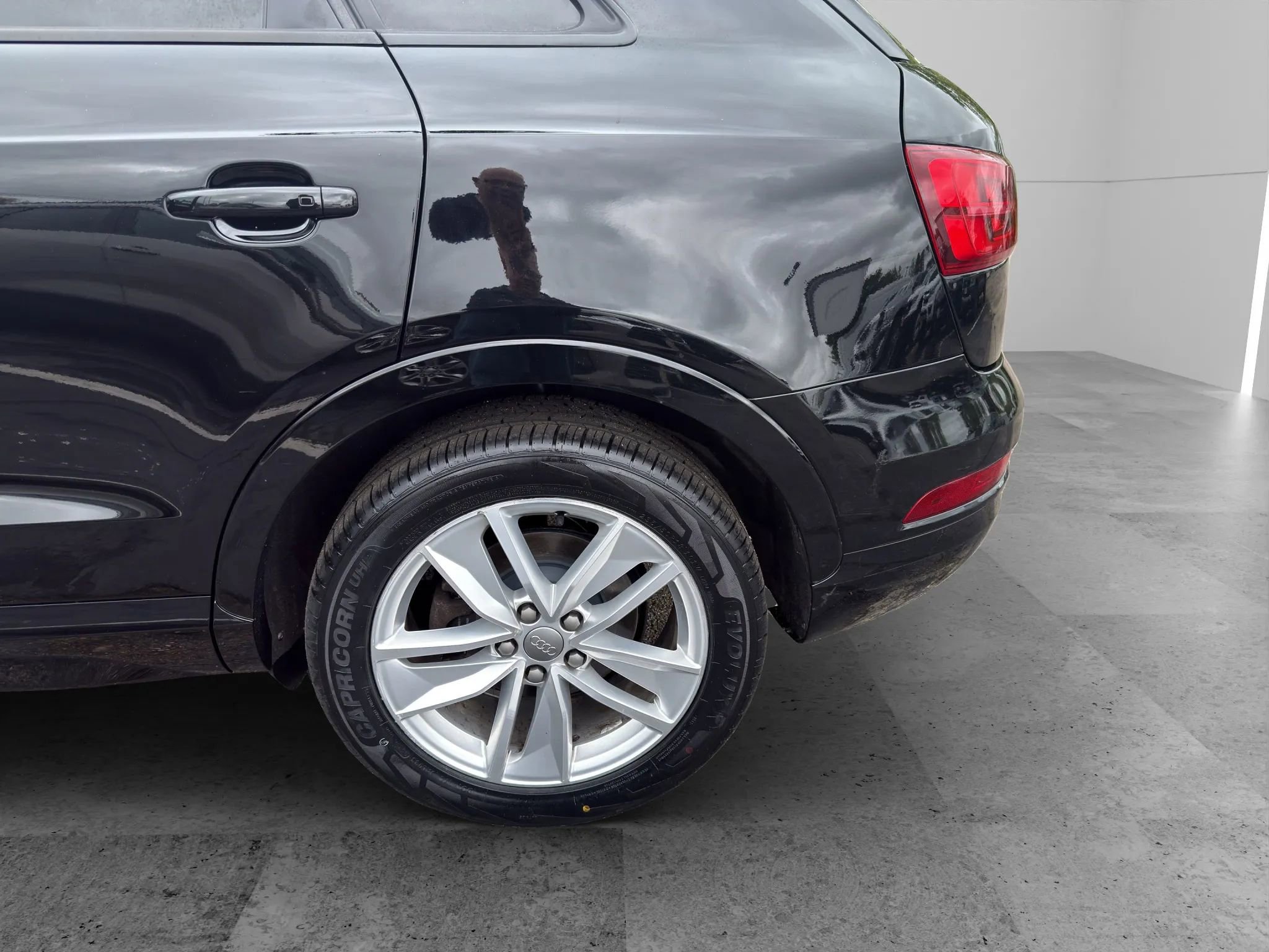 Used 2018 Audi Q3 2.0T Premium AWD/4WD image 26