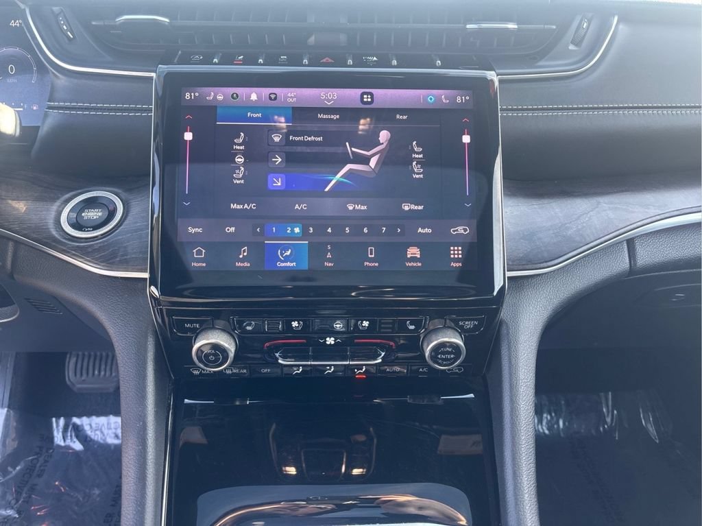 Used 2021 Jeep Grand Cherokee L Overland w/ Luxury Tech Group IV AWD/4WD image 14