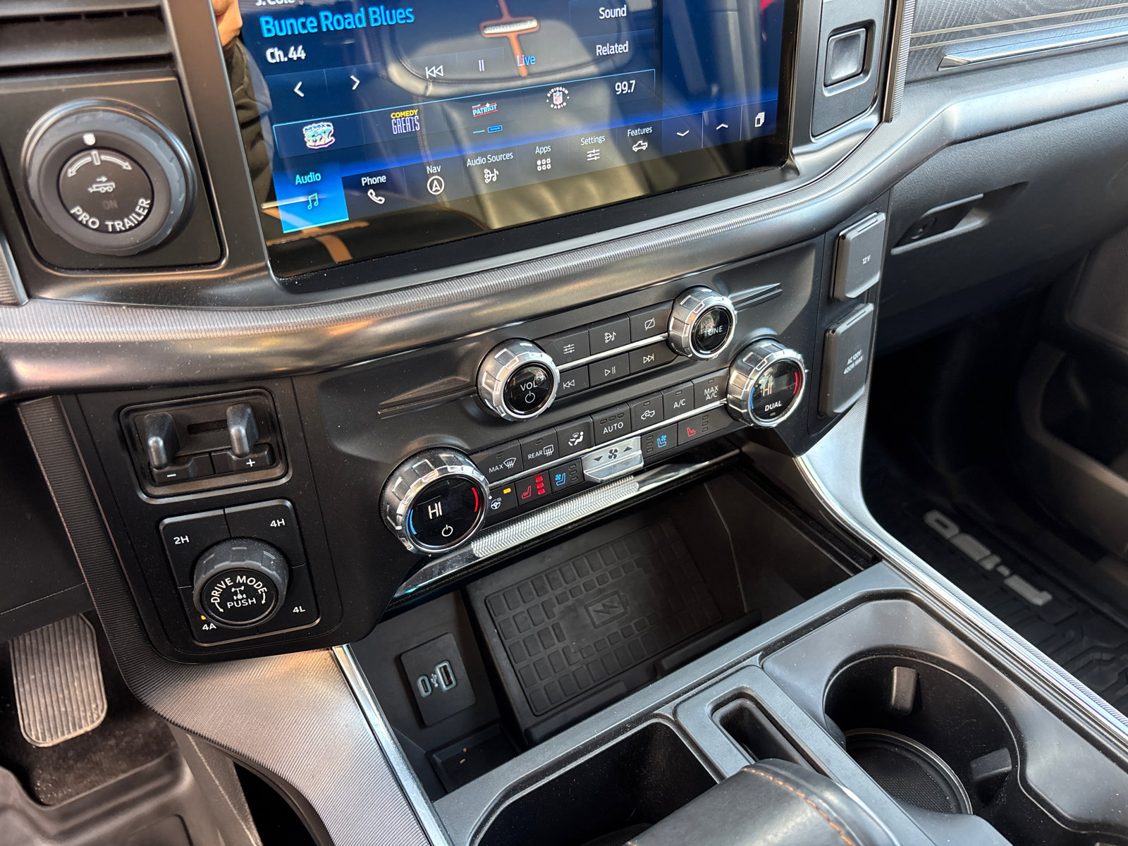 Used 2021 Ford F150 Platinum w/ Equipment Group 701A High image 24