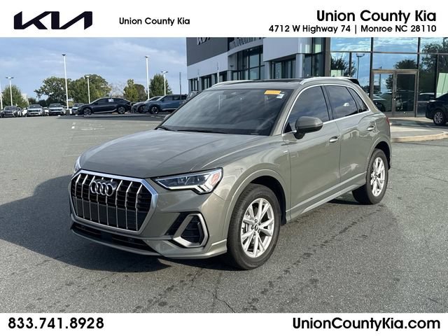 Used 2021 Audi Q3 2.0T Premium Plus w/ Premium Plus Package AWD/4WD image 1