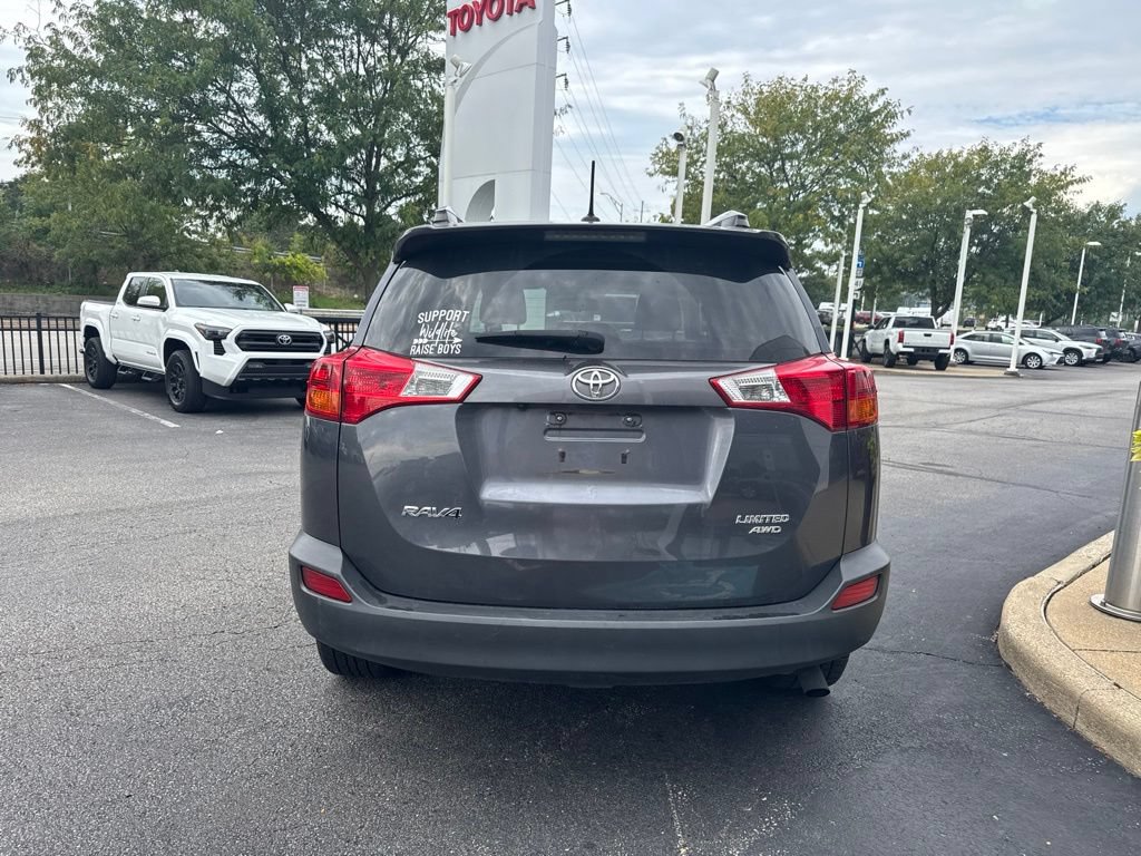 Used 2015 Toyota RAV4 Limited AWD/4WD image 4
