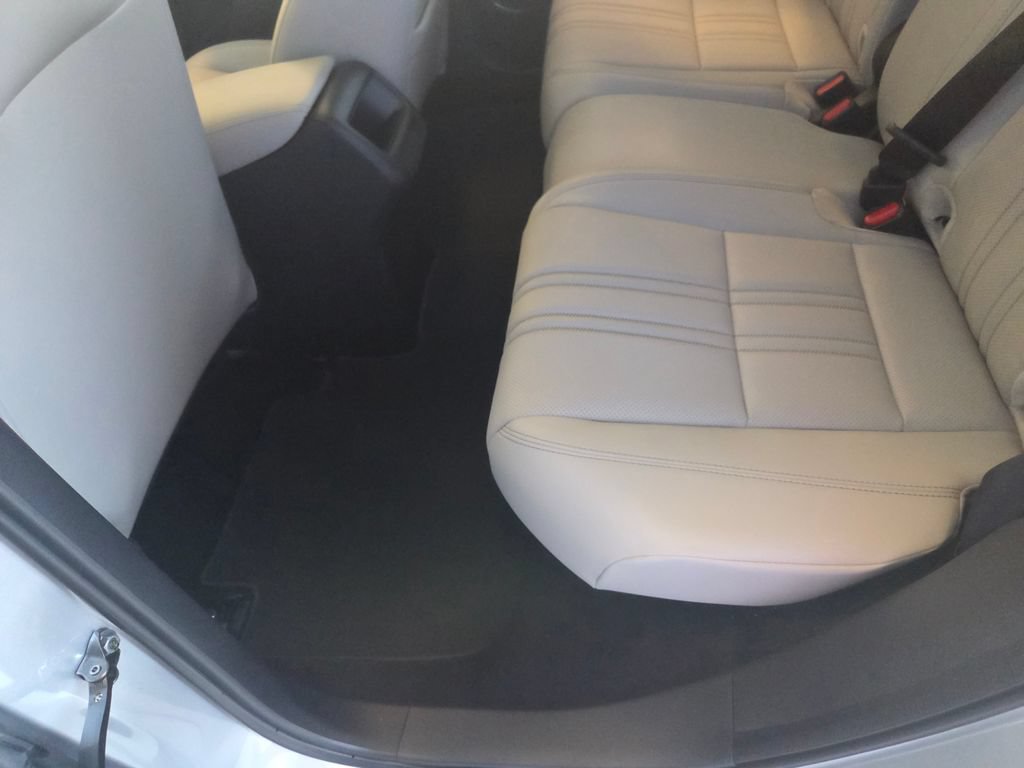 Certified 2027 Honda HR-V EX-L image 18