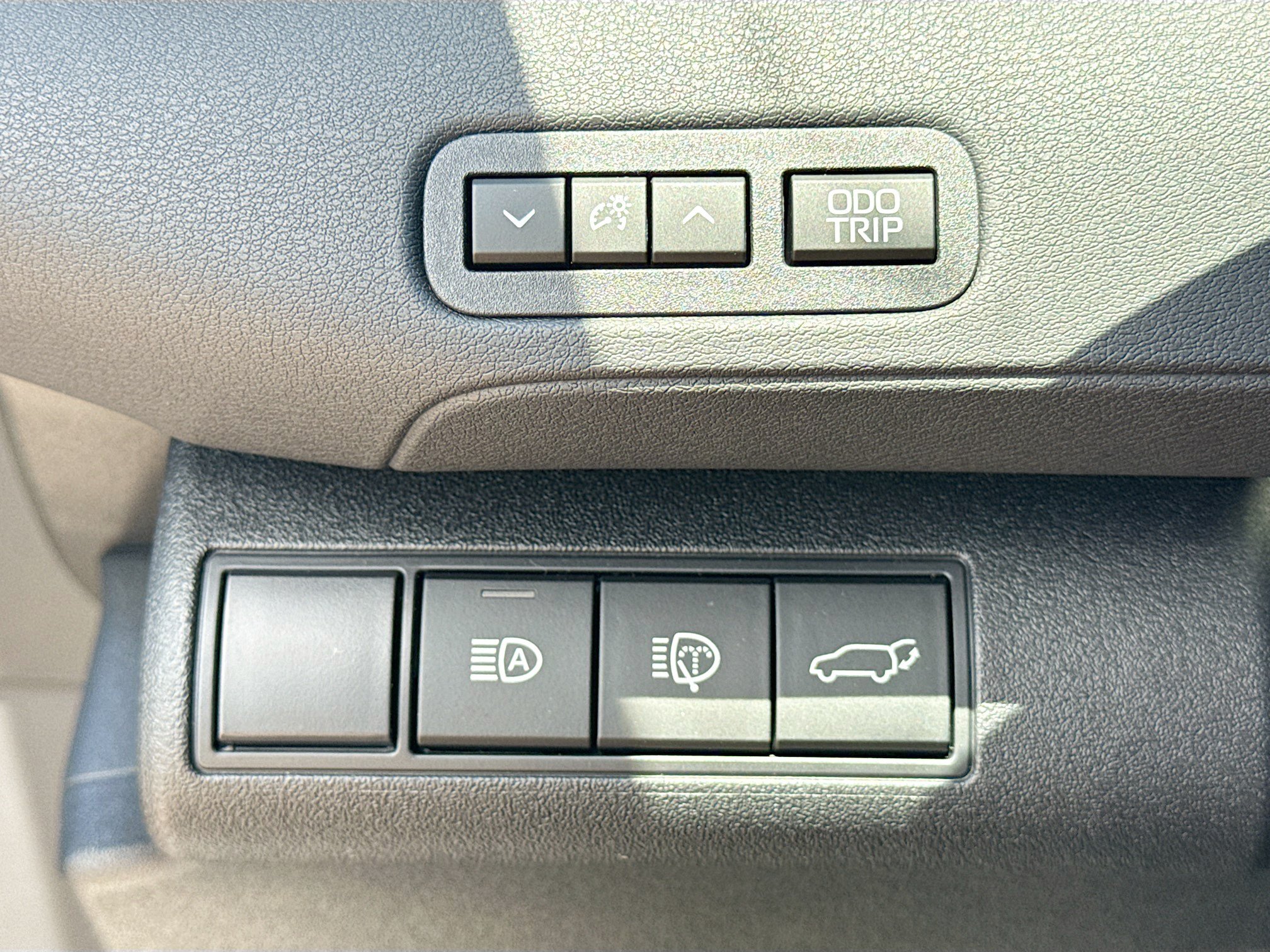 New 2026 Subaru Solterra AWD/4WD image 34