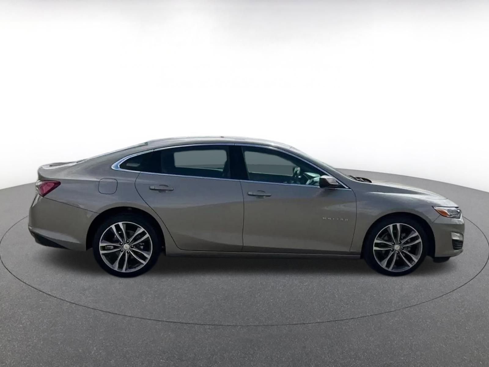 Used 2024 Chevrolet Malibu LT image 16