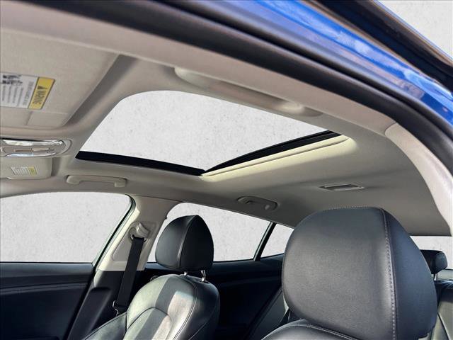 Used 2019 Kia Stinger Premium image 11