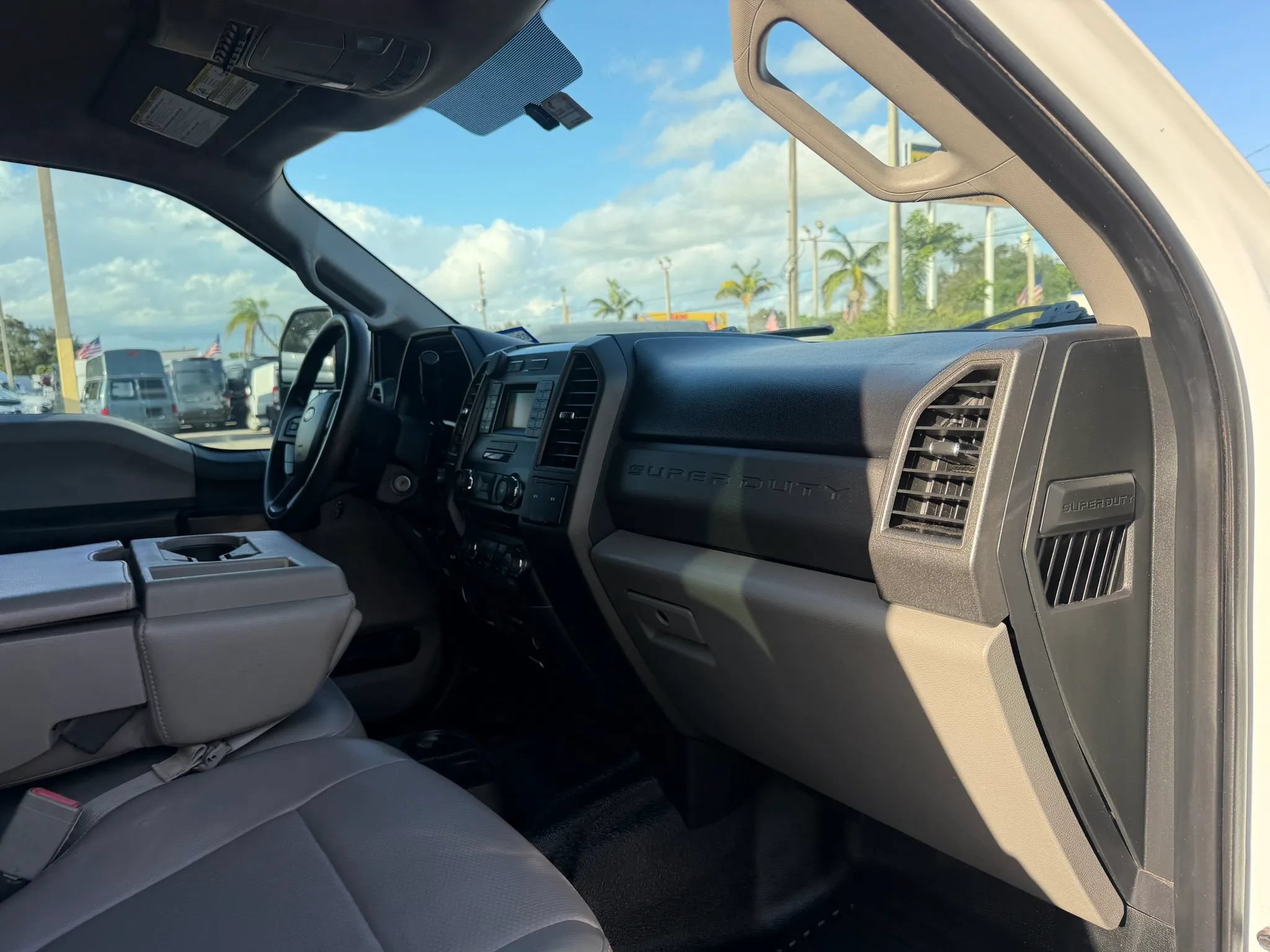 Used 2018 Ford F550 4x4 Crew Cab image 20