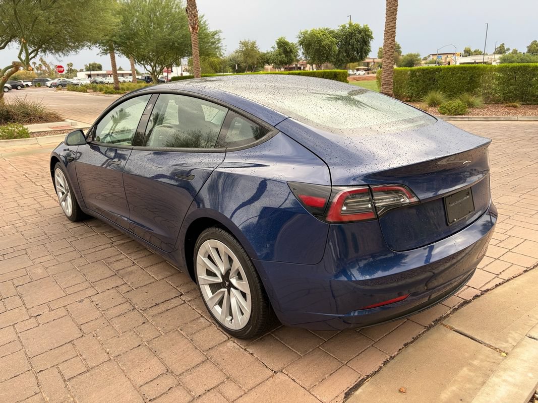 Used 2022 Tesla Model 3 Standard Range RWD image 4