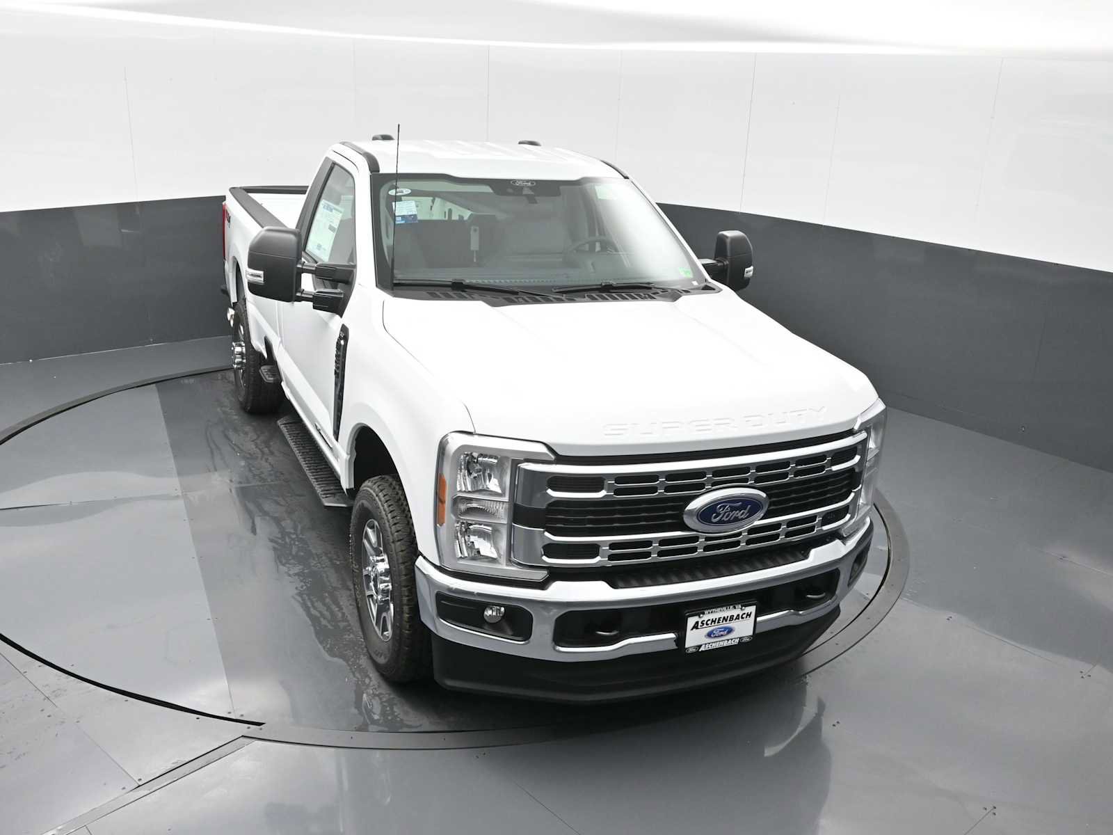 New 2025 Ford F250 XLT image 10