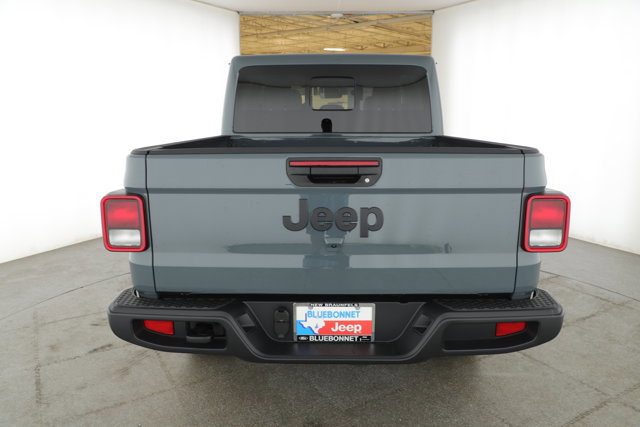 New 2025 Jeep Gladiator Sport image 4