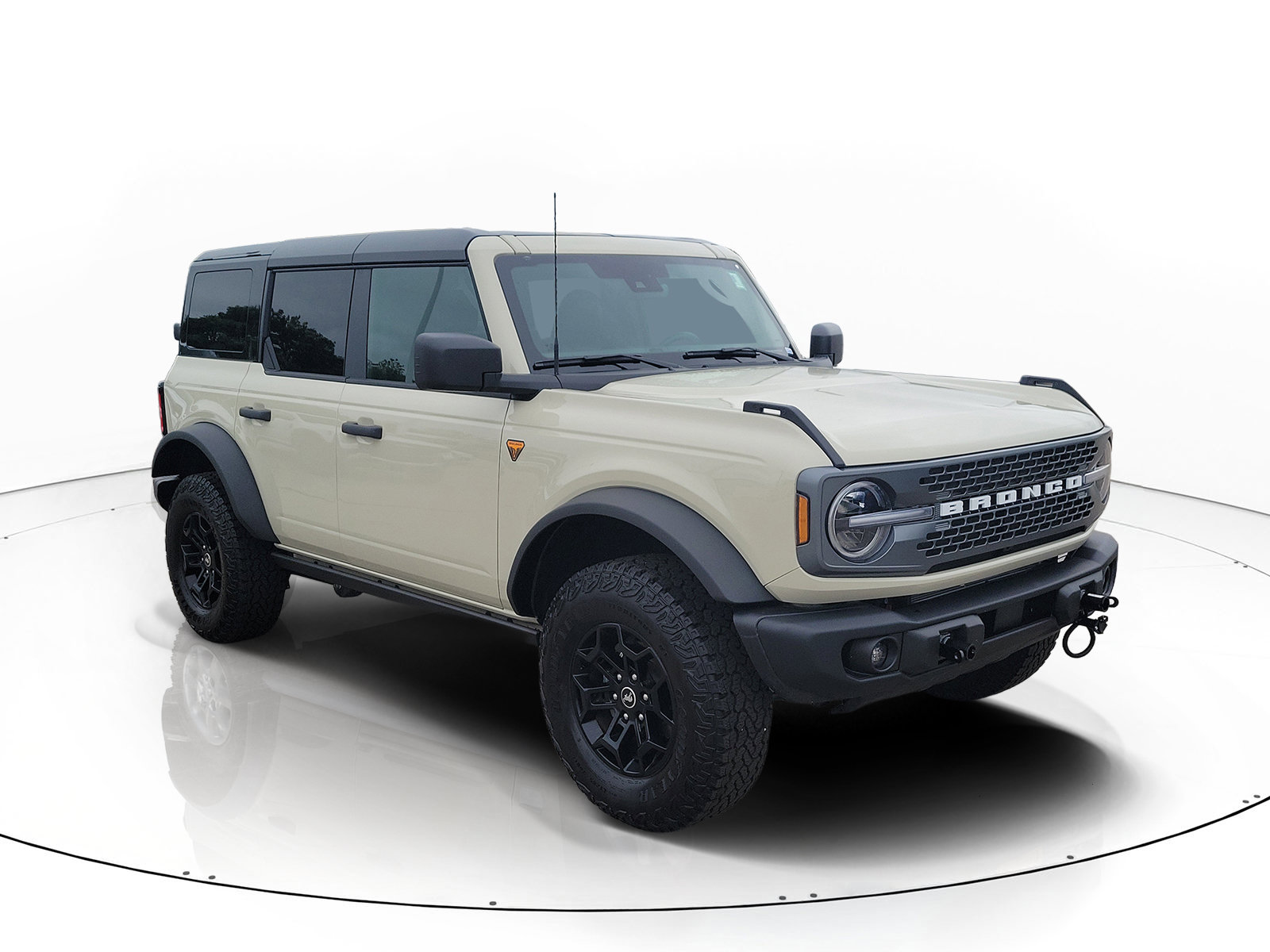 Used 2026 Ford Bronco Badlands AWD/4WD image 2