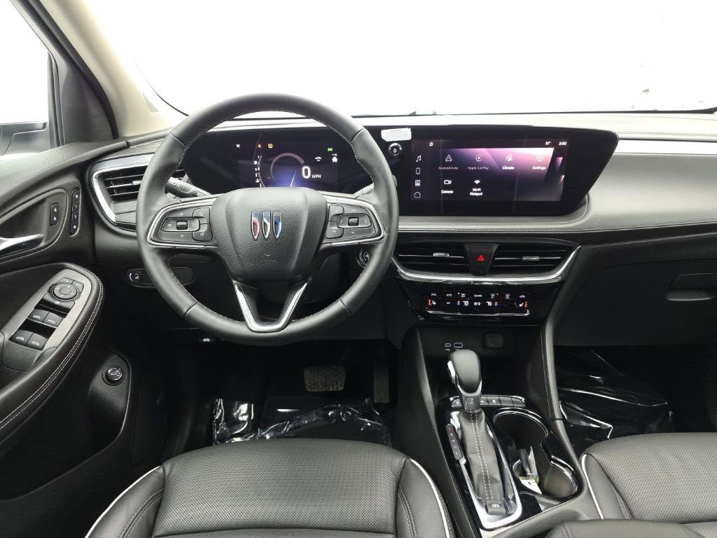 Used 2025 Buick Encore GX Avenir w/ Avenir Technology Package AWD/4WD image 17