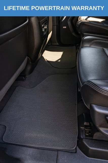 Used 2025 GMC Yukon Denali AWD/4WD image 25