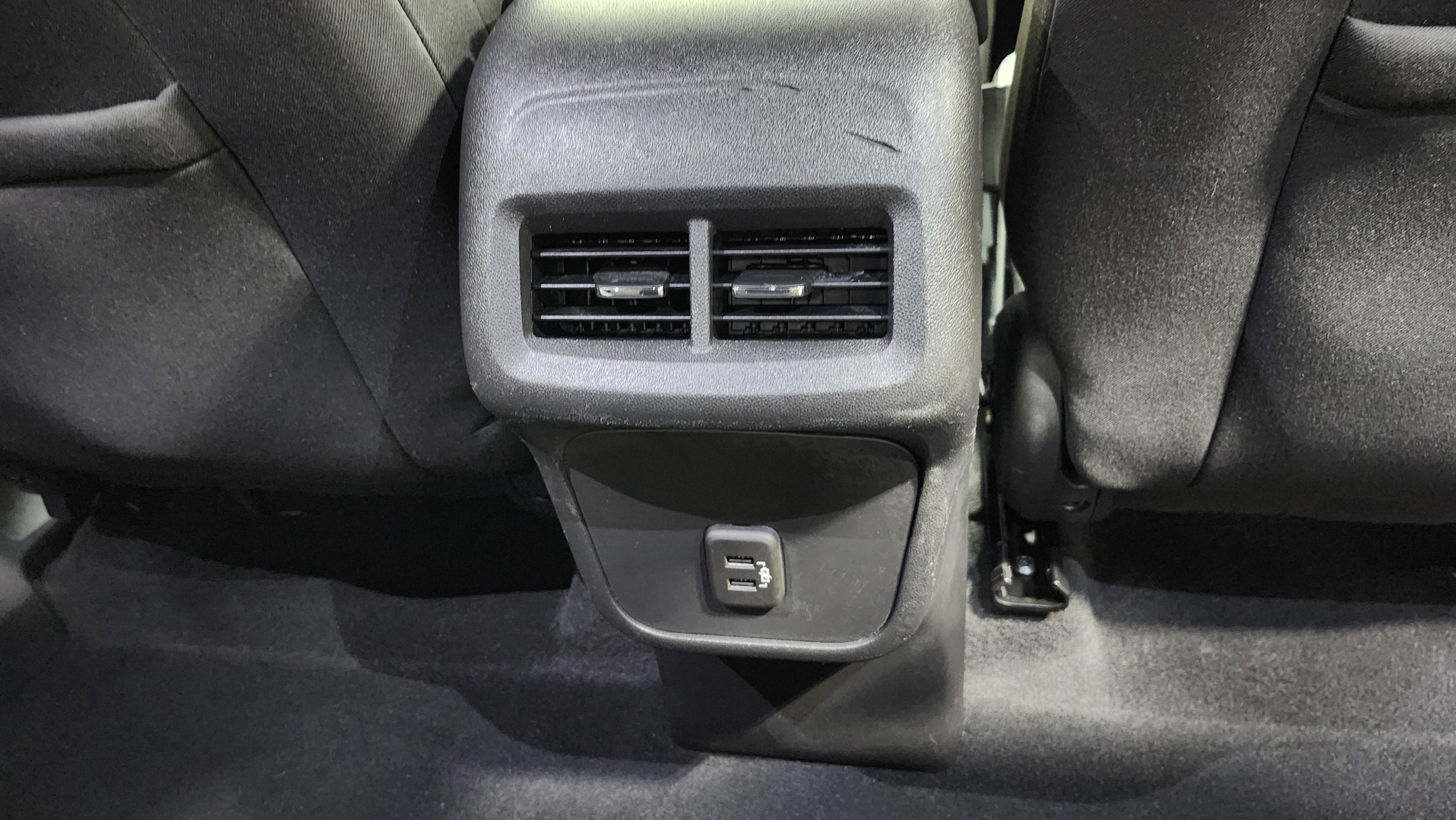 Used 2019 Chevrolet Equinox LS w/ LS Convenience Package image 20