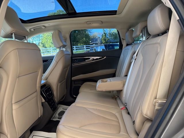 Used 2022 Lincoln Nautilus Reserve w/ Equipment Group 201A image 31