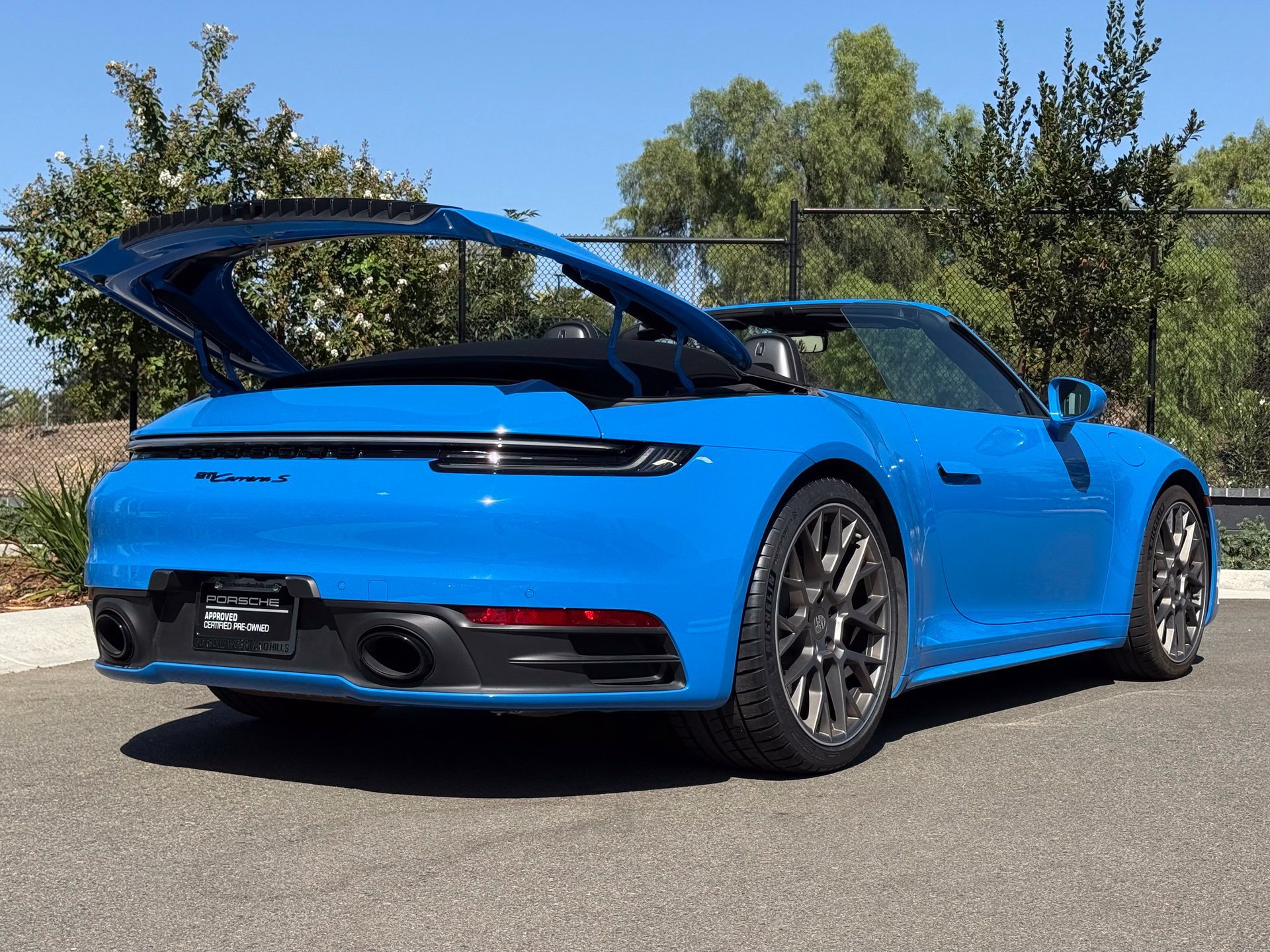 Certified 2024 Porsche 911 Carrera S RWD image 33