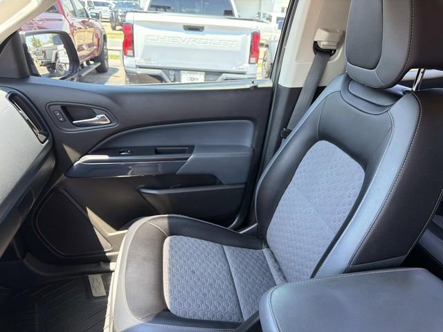 Used 2017 Chevrolet Colorado Z71 AWD/4WD image 20