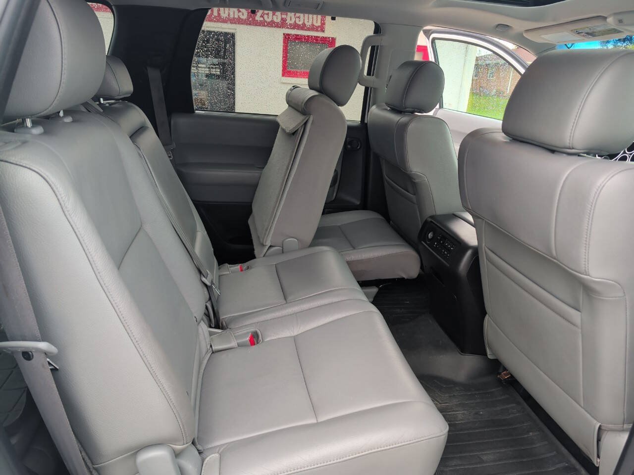 Used 2016 Toyota Sequoia Limited AWD/4WD image 26