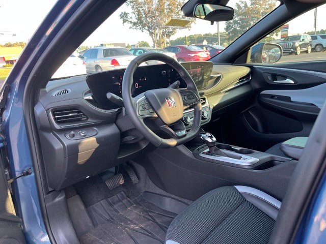 Used 2025 Buick Envista Preferred w/ Convenience I Package FWD image 6