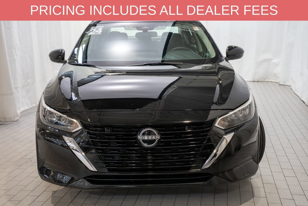 Used 2024 Nissan Sentra SV FWD image 2