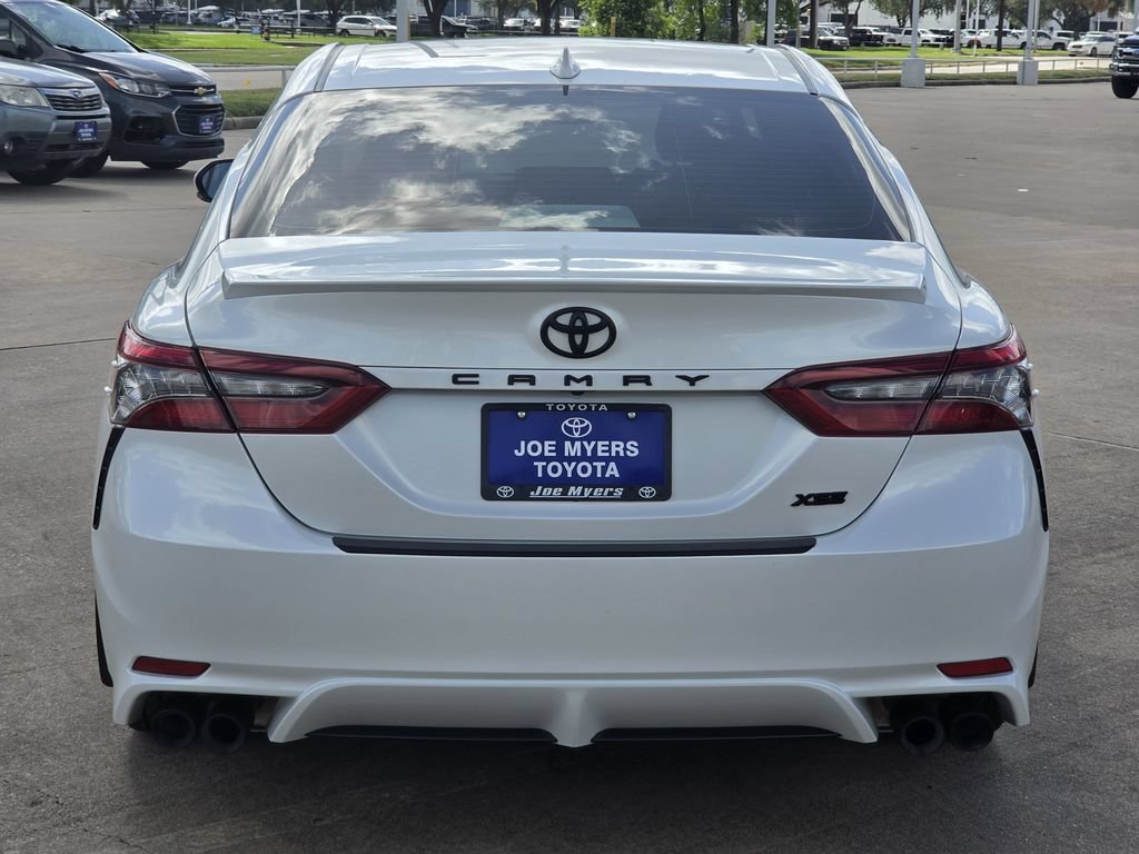 Used 2024 Toyota Camry XSE FWD image 8