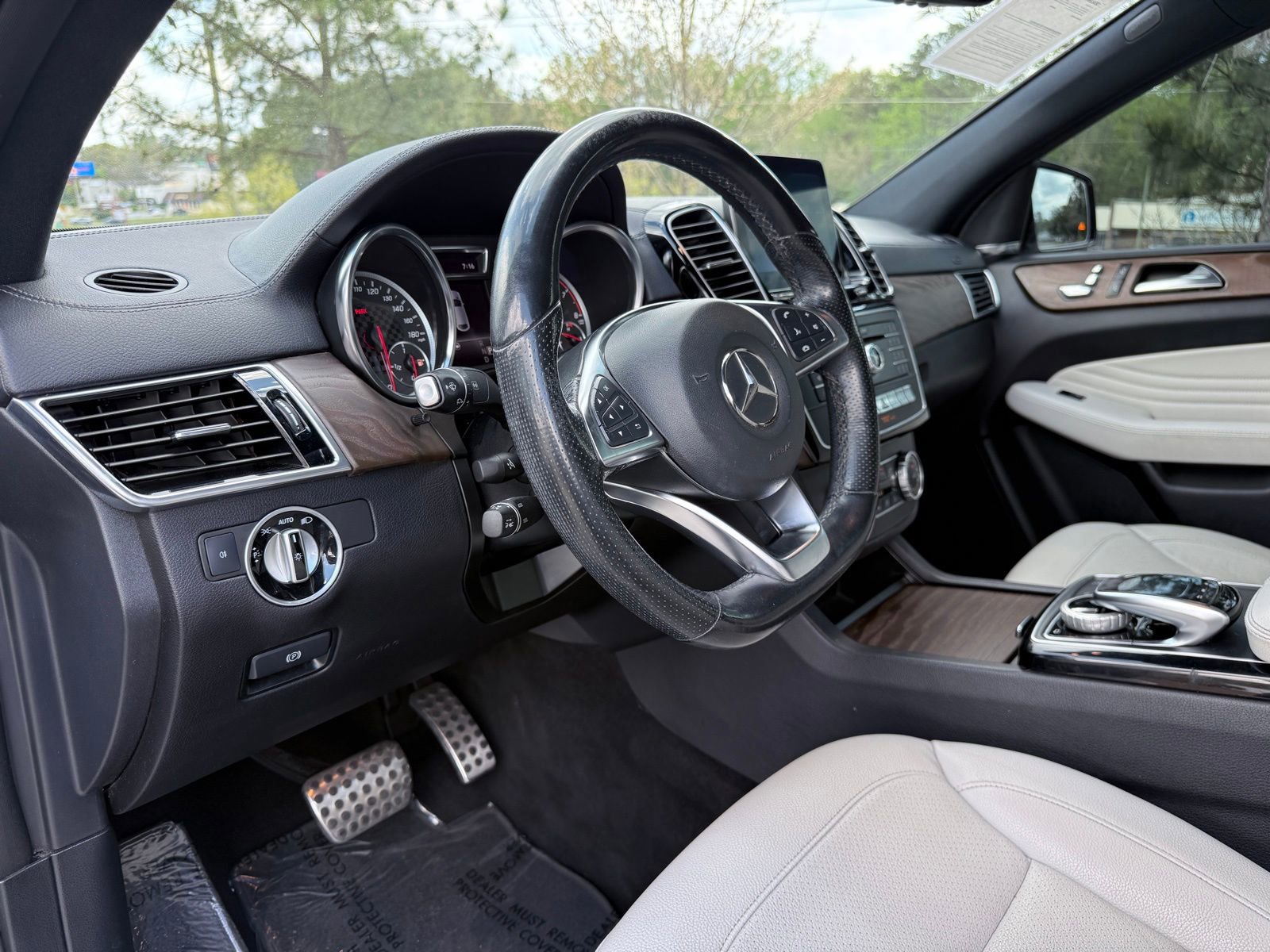 Used 2019 Mercedes-Benz GLE 43 AMG 4MATIC Coupe image 22