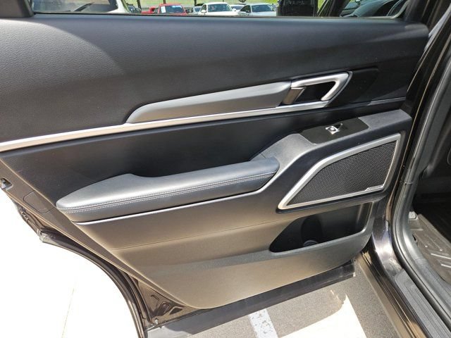 Used 2022 Kia Telluride S FWD image 15
