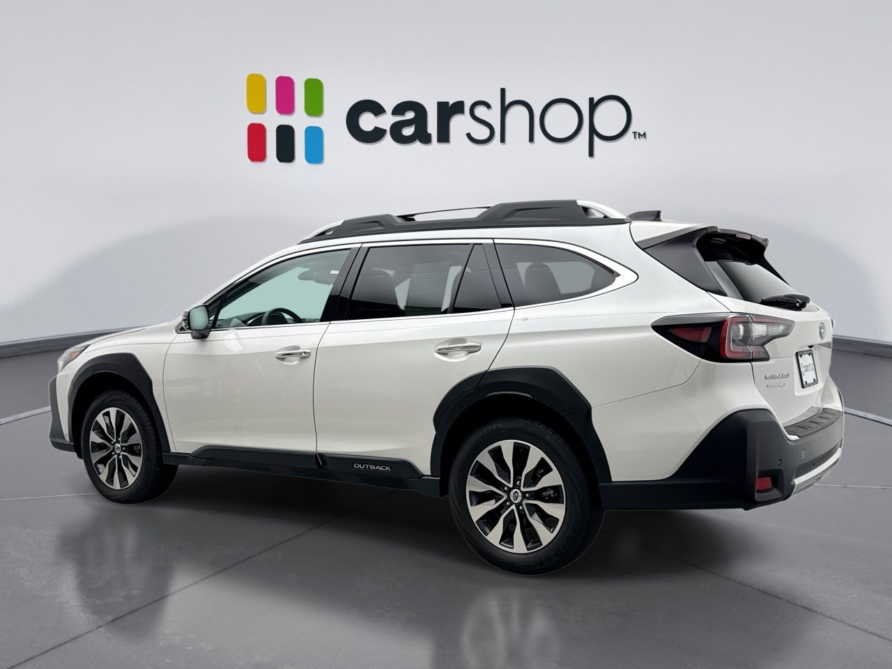 Used 2024 Subaru Outback Touring AWD/4WD image 3