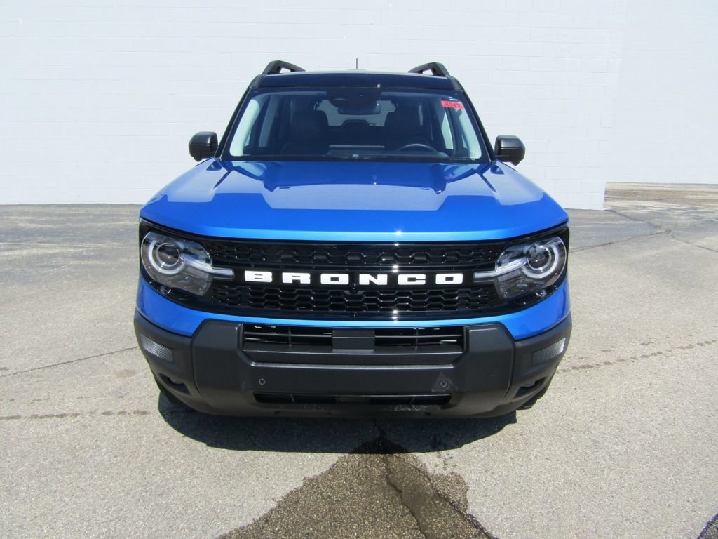 Used 2025 Ford Bronco Sport Outer Banks w/ Outer Banks Tech Package+ AWD/4WD image 3