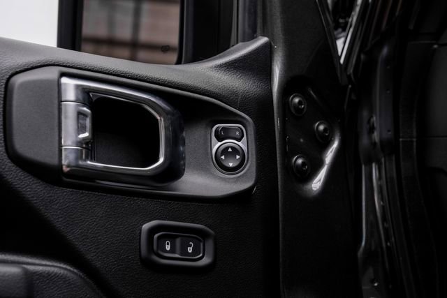 Used 2025 Jeep Gladiator Sport image 82