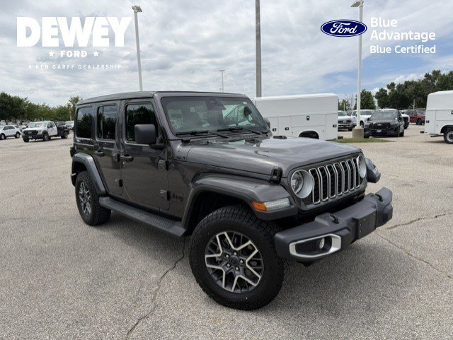 Used 2026 Jeep Wrangler Unlimited Sahara AWD/4WD image 1